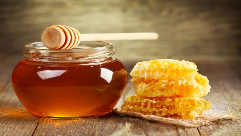 What is raw honey?